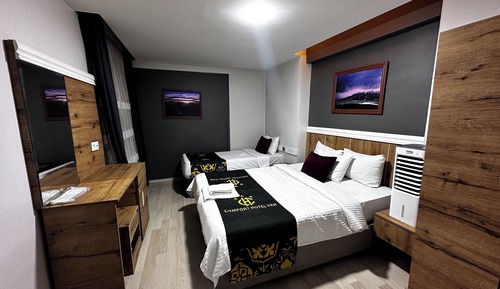 Senior Suite
