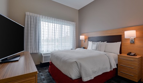 Suite, 1 Bedroom (Mobility/Hearing Accessible, Tub)