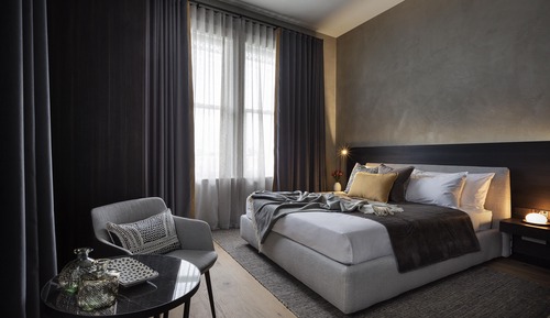 Deluxe Suites