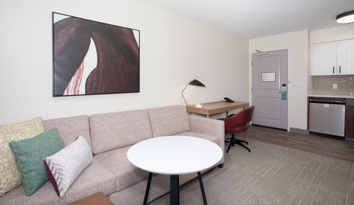 Studio Suite, 2 Queen Beds, Kitchen