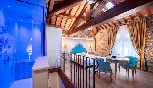 Royal Room