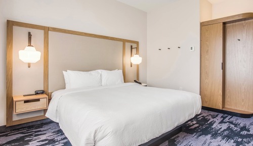 Room, 1 King Bed (Mobility Accessible, Roll-in Shower)