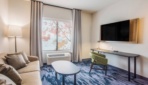 Suite, 1 King Bed with Sofa bed (Hearing Accessible)