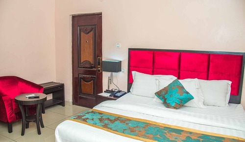 Superior Room, 1 King Bed