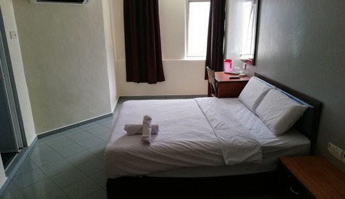 Standard Room, 1 Queen Bed