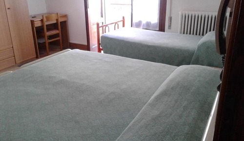 Triple Room, Multiple Beds, Non Smoking