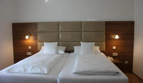 Triple Room, 3 Twin Beds, Non Smoking