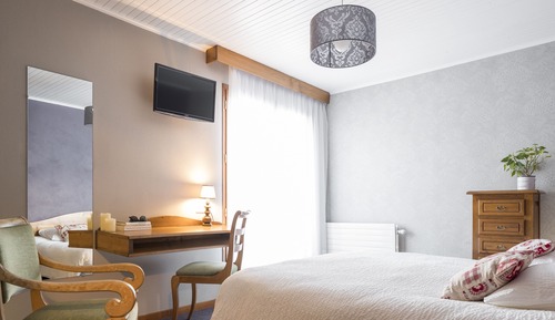 Room (Chambre Côté Vallée)