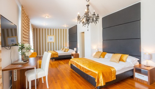 Deluxe Quadruple Room