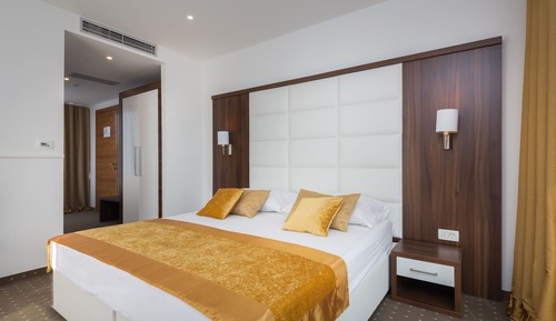 Standard Triple Room, Hill View