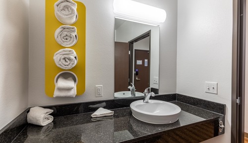 Standard Room, 2 Queen Beds, Accessible, Non Smoking