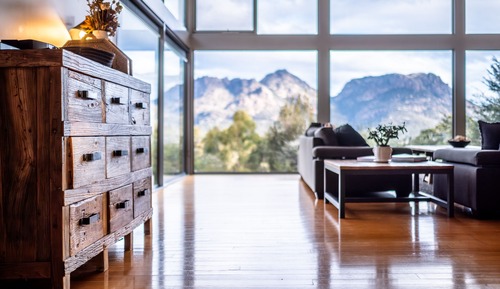 Architecturally Designed 4 Bedroom House with Sea and Mountain Views