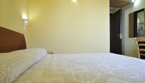 Classic Double Room, Non Smoking, Valley View