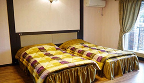 Studio (2 Single Beds + Welcome Pets)