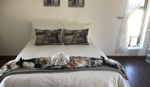 Deluxe Cottage, 1 Queen Bed, Ensuite, Ground Floor