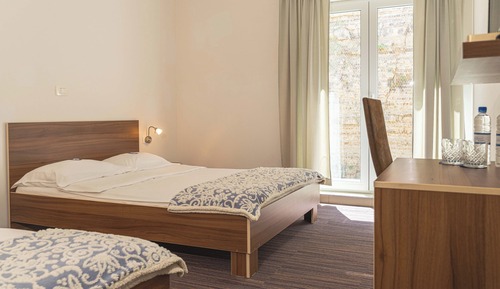 Double Room (Cliff View)