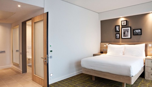 Family Room, 1 Queen Bed, Accessible (Connecting Rooms)