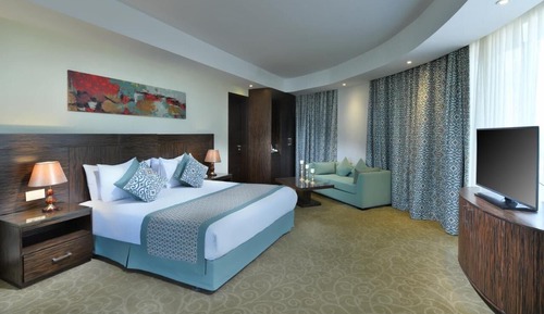Executive Suite