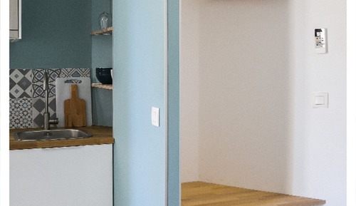 Economy Studio