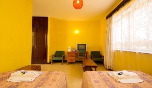 Standard Twin Room