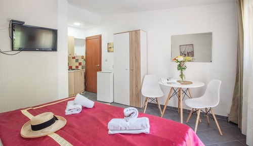 Studio Suite, Balcony