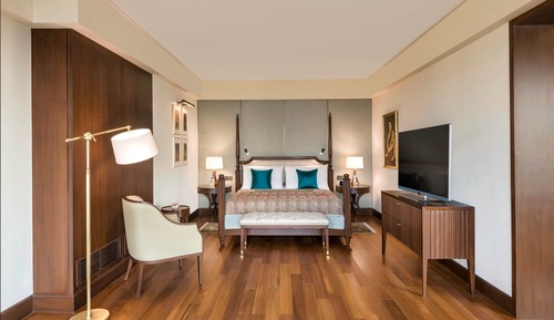 Kohinoor Suite
