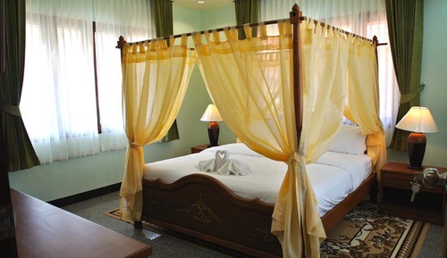 1-Bedroom Villa with Garden View