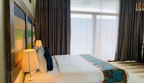 Queen Room