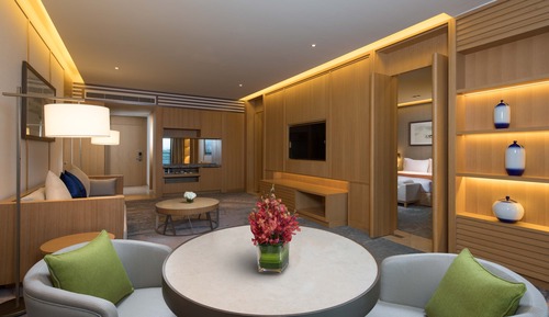 Suite, 1 Bedroom, Lake View