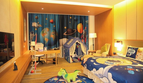 Premium Room, 1 King Bed (Kids Theme)