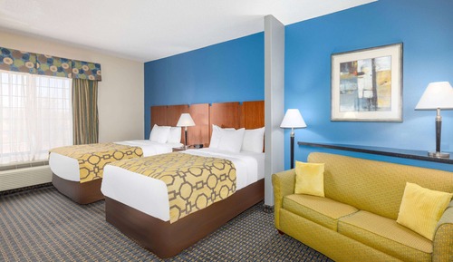 Suite, 2 Queen Beds, Non Smoking
