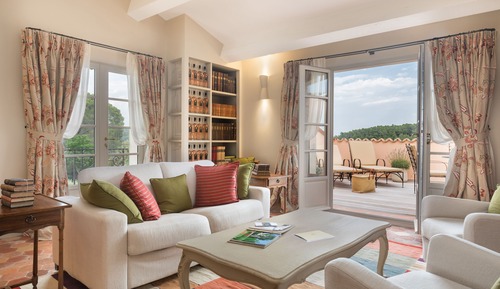 Premium Suite (Large)