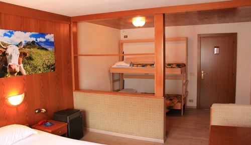 Standard Quadruple Room