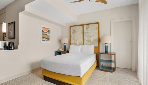 Room, 1 Double Bed, Pool View