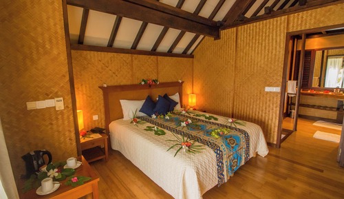 Premium Garden Bungalow