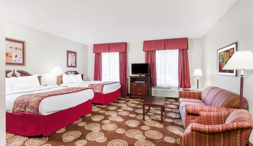 Suite, 1 Queen Bed, Non Smoking