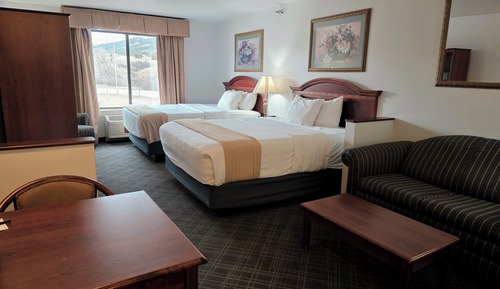 Executive Two Queen Suite