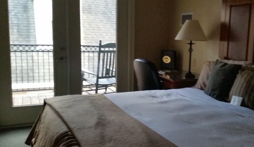 Standard Double Room, Private Bathroom (107 Carriage House)