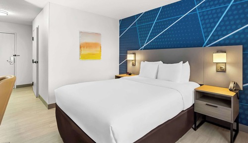 Room, 1 Queen Bed, Accessible, Non Smoking