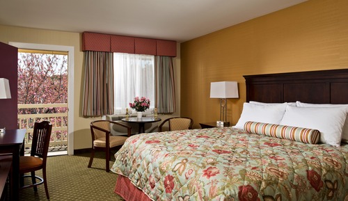 Deluxe Room, 1 King Bed