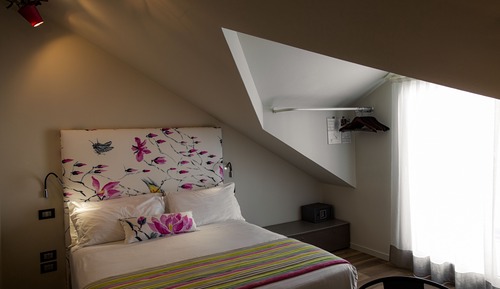 Economy Room (Little)