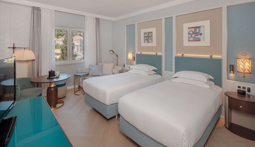 Twin Guest Room 