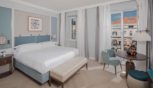 Executive Room, 1 King Bed