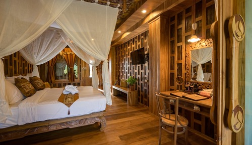 Pool Suite Water View with FREE THB 2,000 Net Resort Credit per night