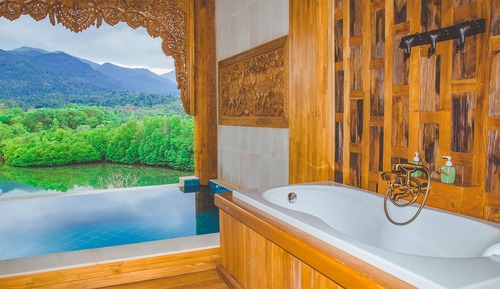 Pool Suite Plus with FREE THB 2,000 Net Resort Credit per night