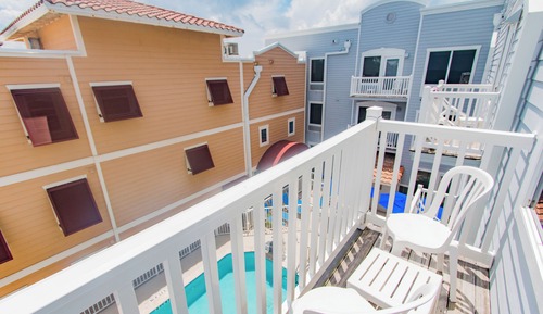 Pool View Suite