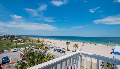 Ocean View Suite w/ Balcony (Partial View)
