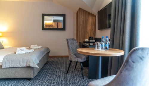Deluxe Double Room (B)