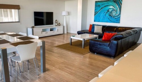 Deluxe One Bedroom Apartment - Ocean View