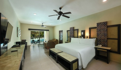 SWIM UP SUITE
